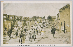 焼け残った浅草観音 / Asakusa Kannon Temple, Which Survived the Fire image