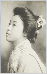 和装女性 / Woman in Kimono image
