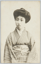 和装女性 / Woman in Kimono image